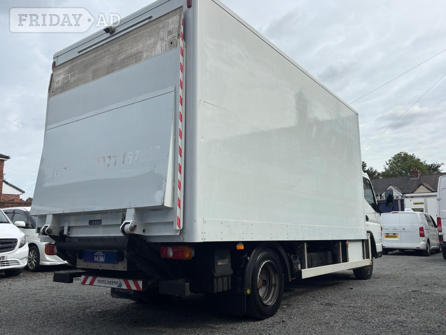 [ berth ]Mitsubishi Canter