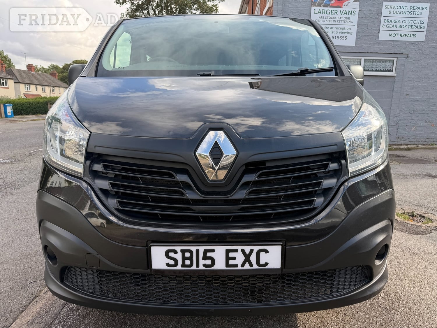 Renault Trafic 2015 - Vans & Commercial Vehicles
