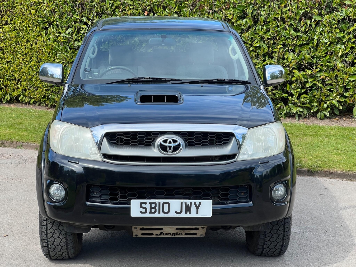 Toyota Hilux 2010 - Cars