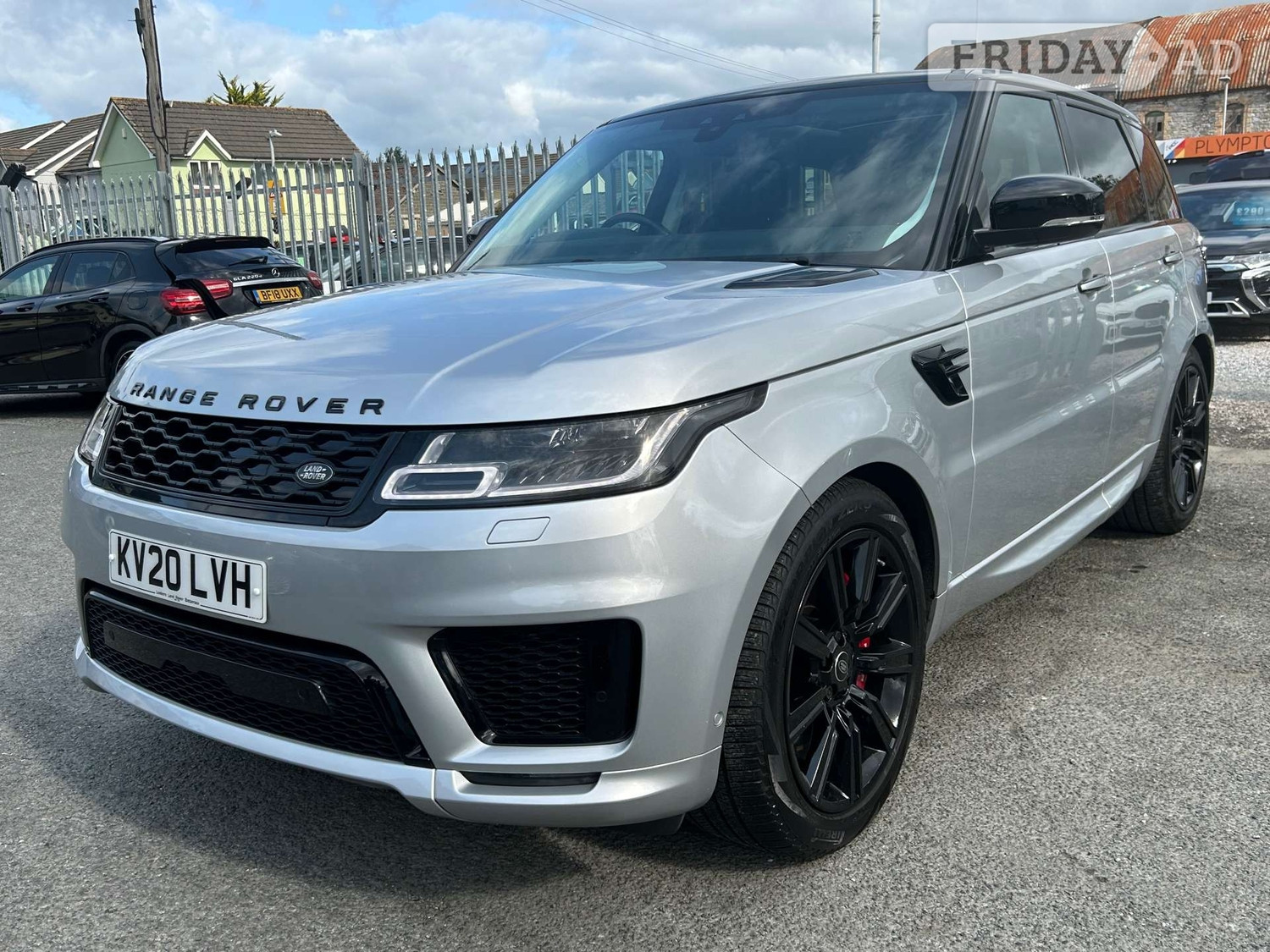 [ berth ]Land Rover Range Rover Sport