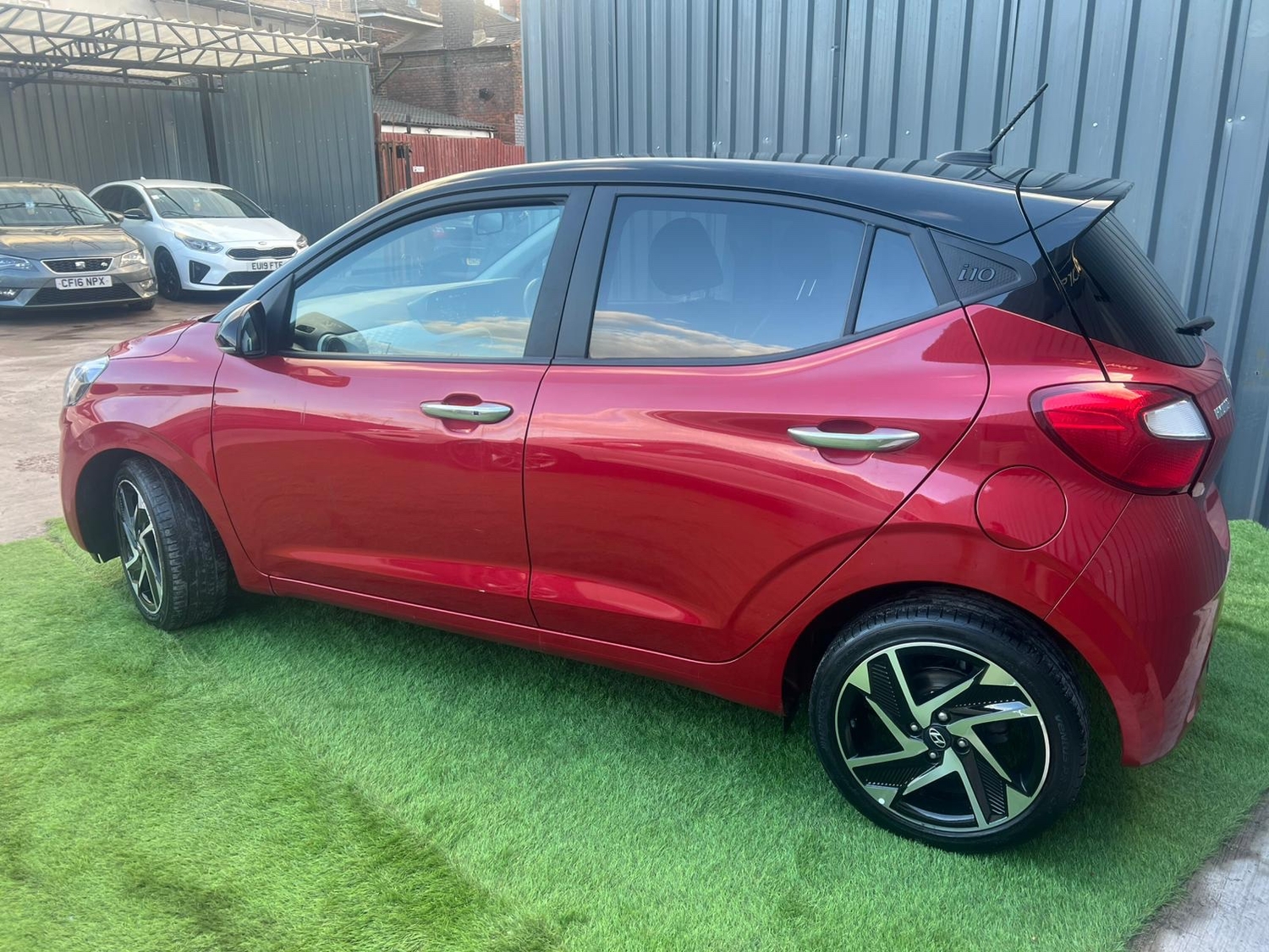 Hyundai i10 2022 - Cars in Oldbury