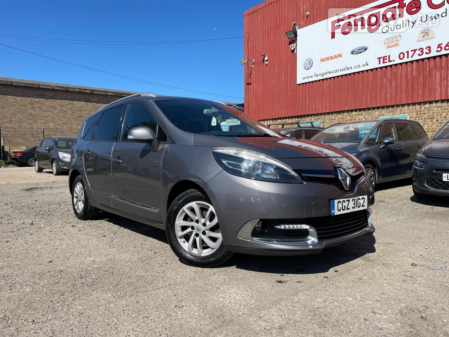 Renault Grand Scenic 2016 - Cars
