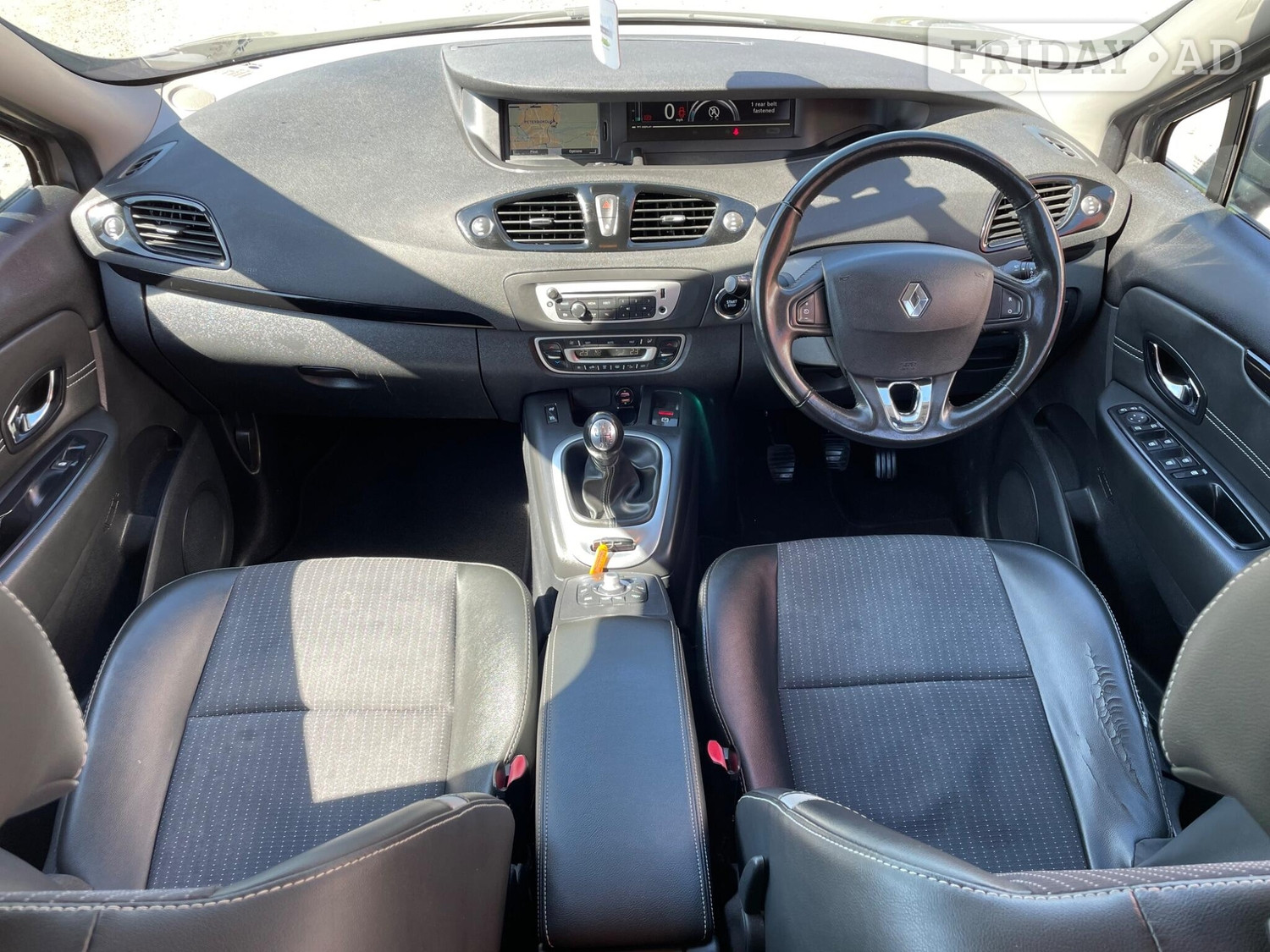 [ berth ]Renault Grand Scenic
