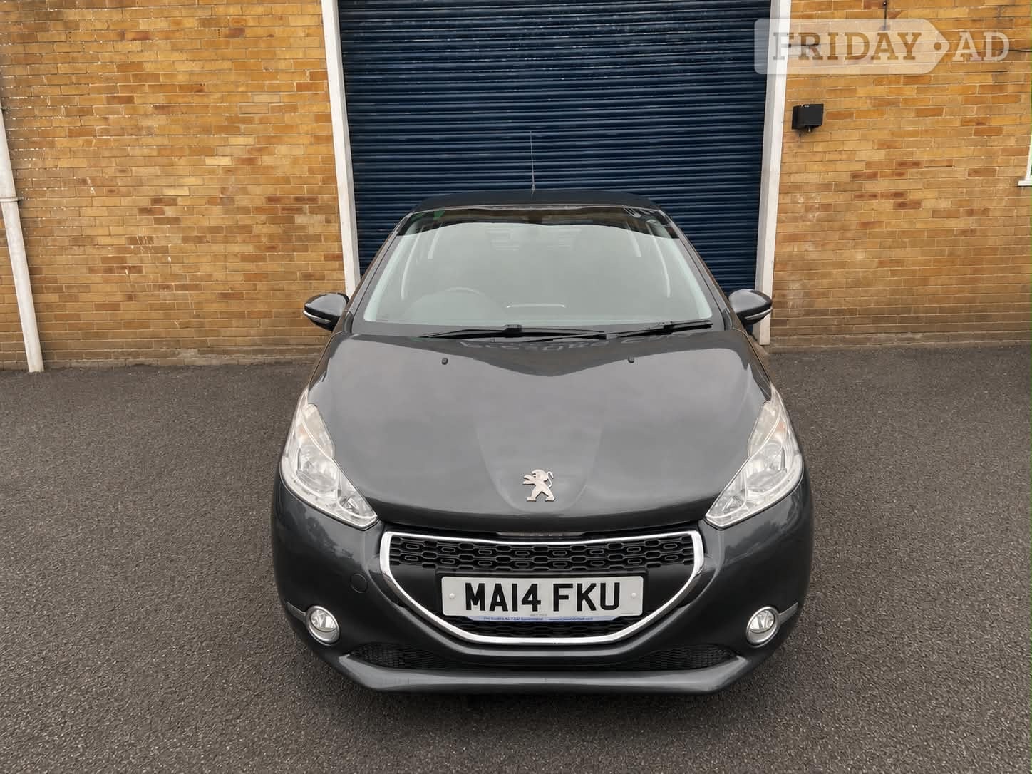Peugeot 208 2014 - Cars in Worthing