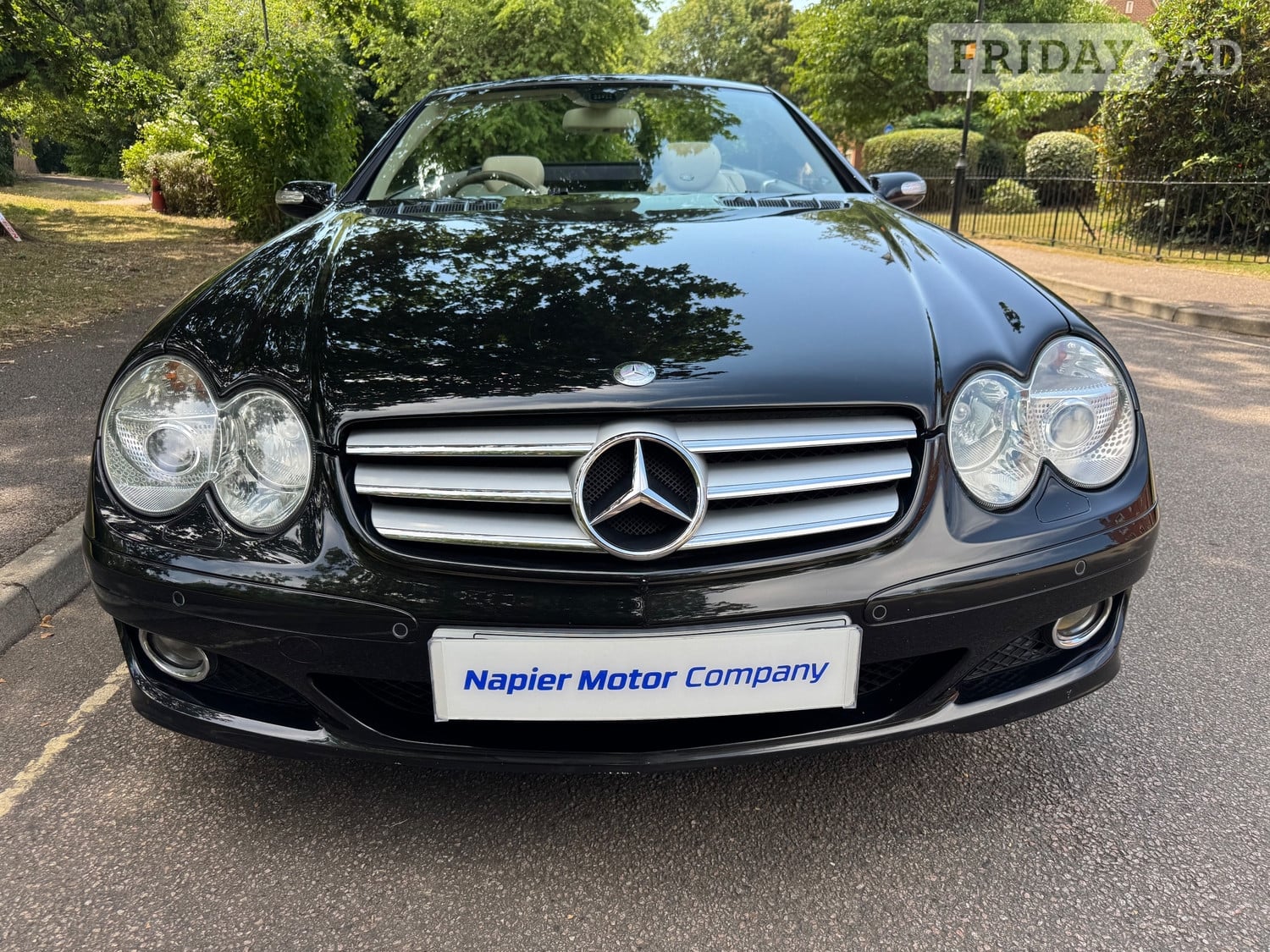 Mercedes-Benz SL Horsham