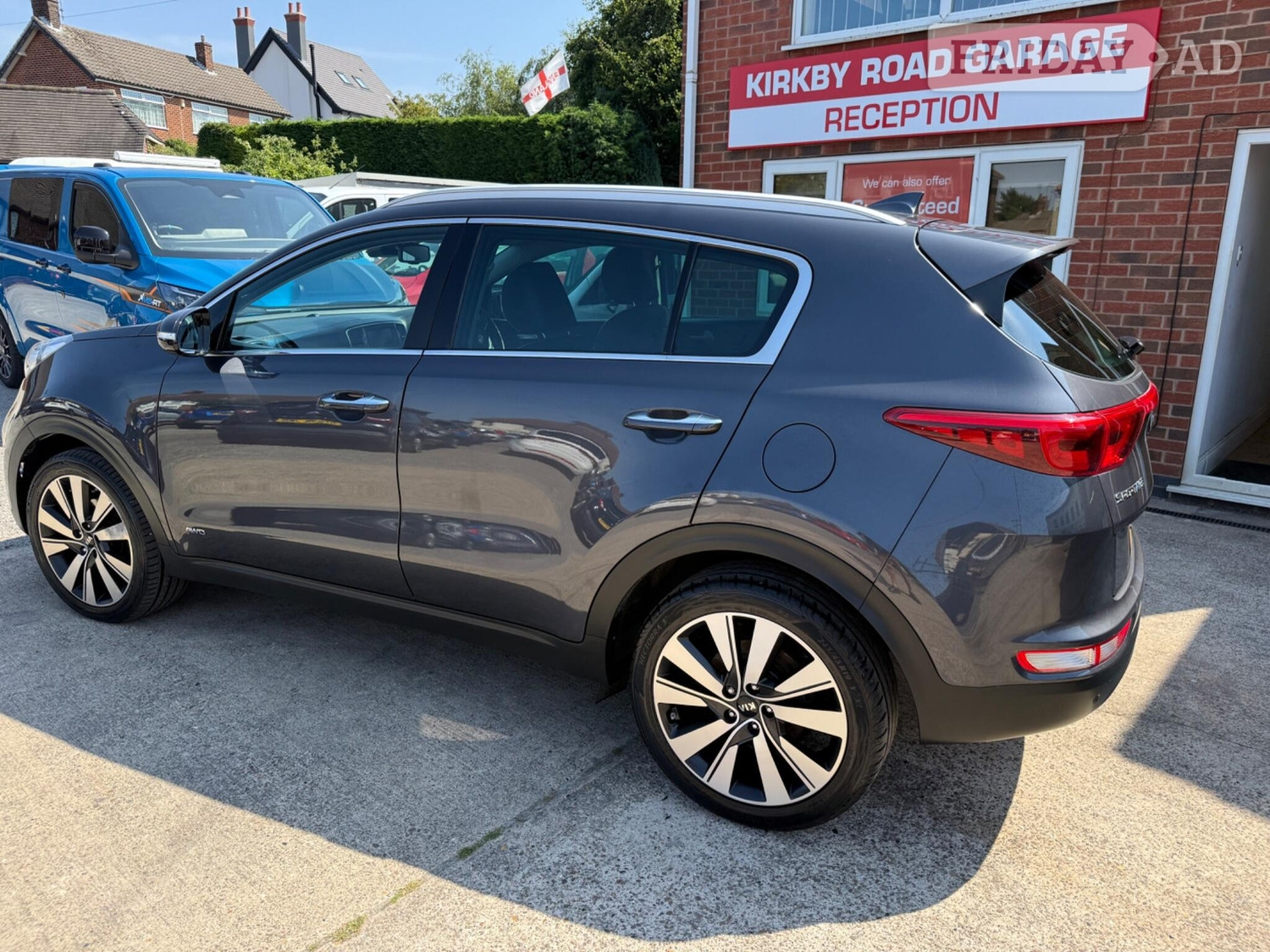 [ berth ]Kia Sportage