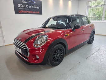 Mini Hatch 2016
