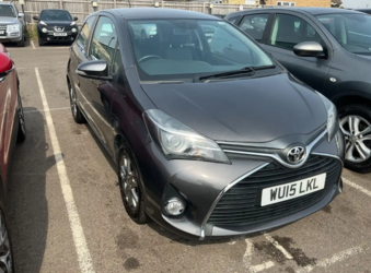Toyota Yaris 2015