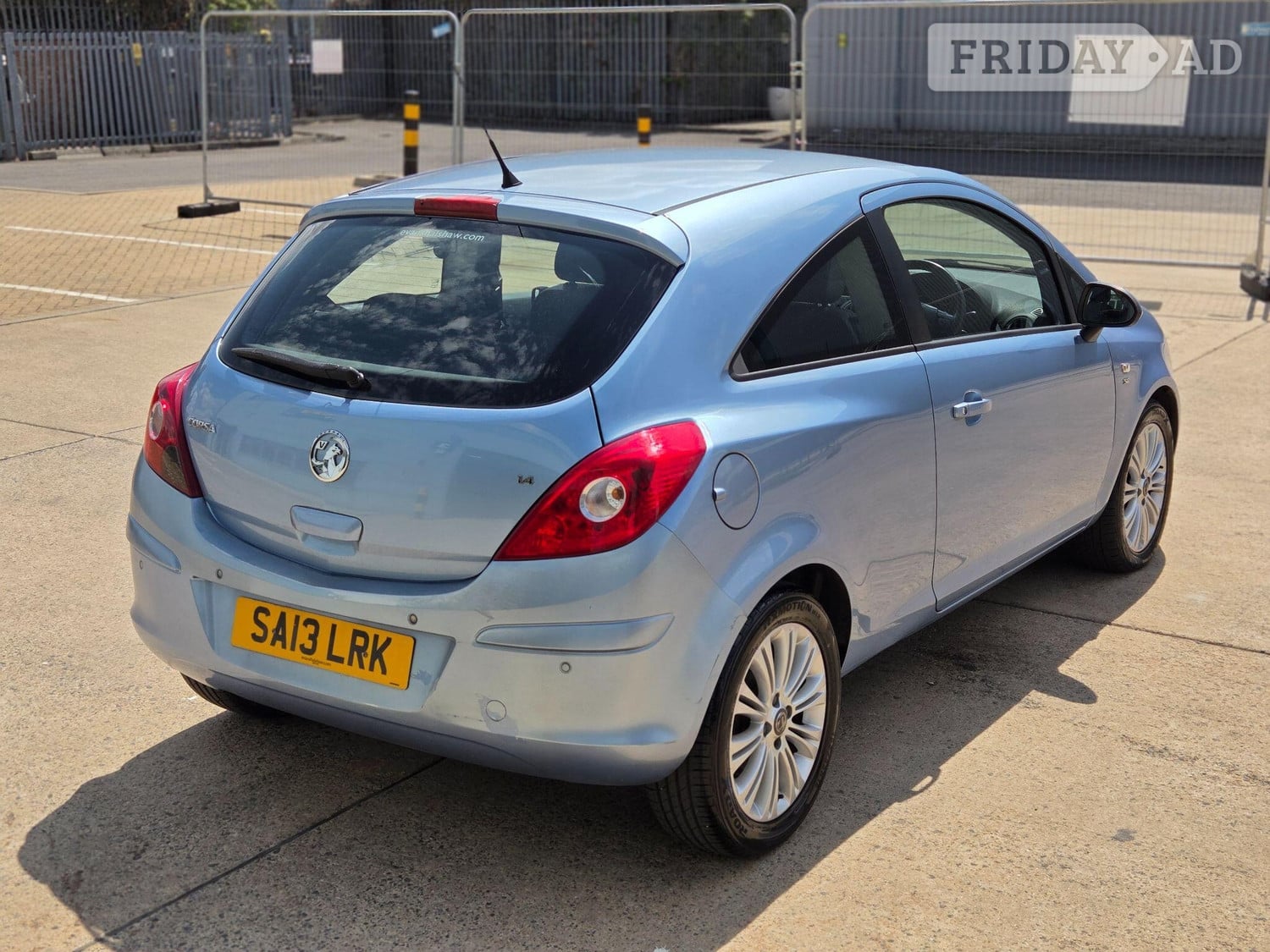 [ berth ]Vauxhall Corsa