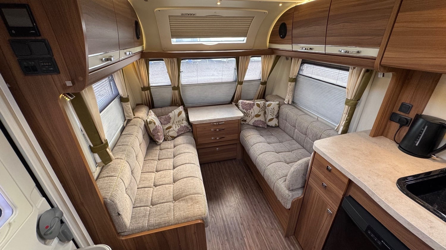 Elddis Affinity 540 2015 - Motorhomes & Caravans