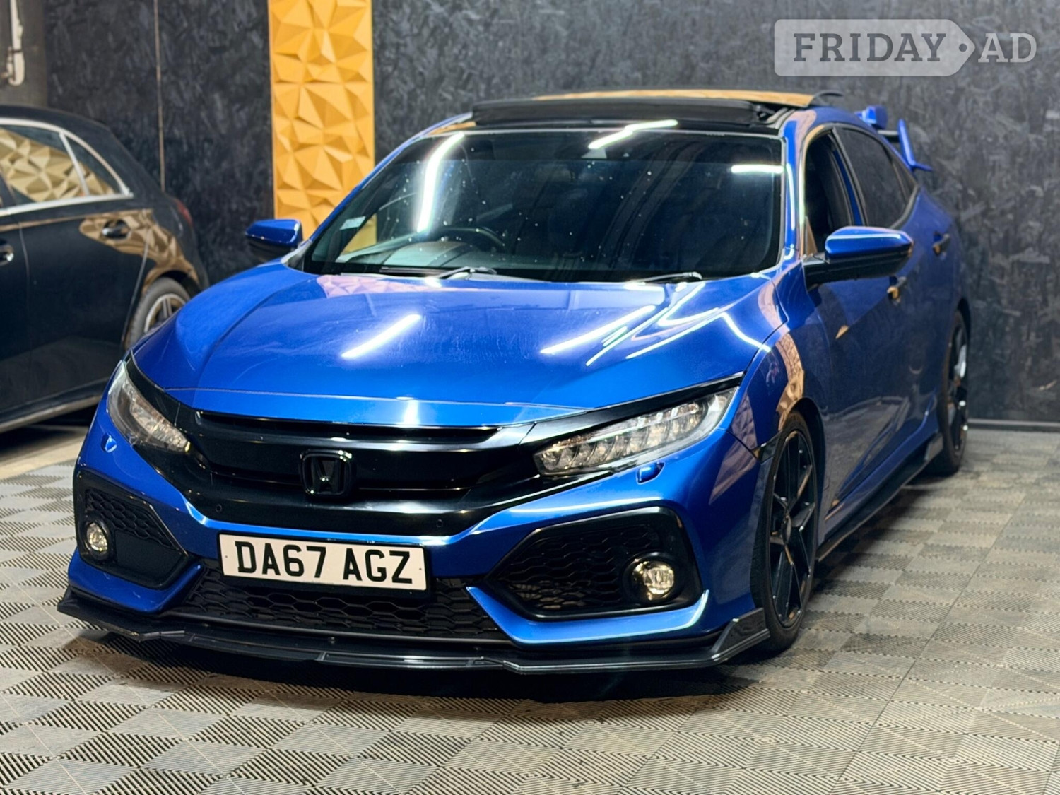 Honda Civic 2018 - Cars in Halifax