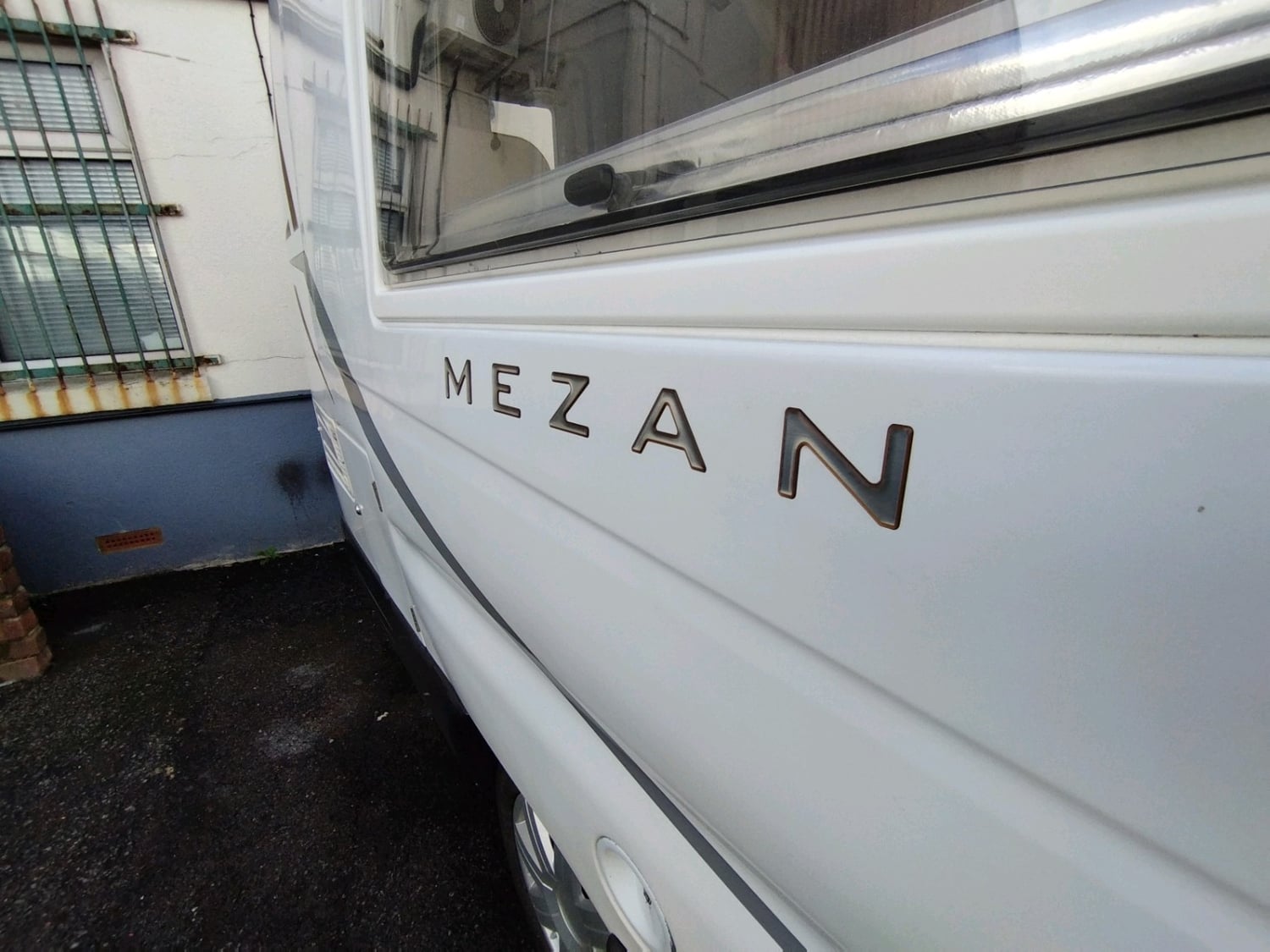 Auto-Sleepers Mezan 2005 - Motorhomes & Caravans in Gosport
