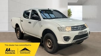 Mitsubishi L200 2015