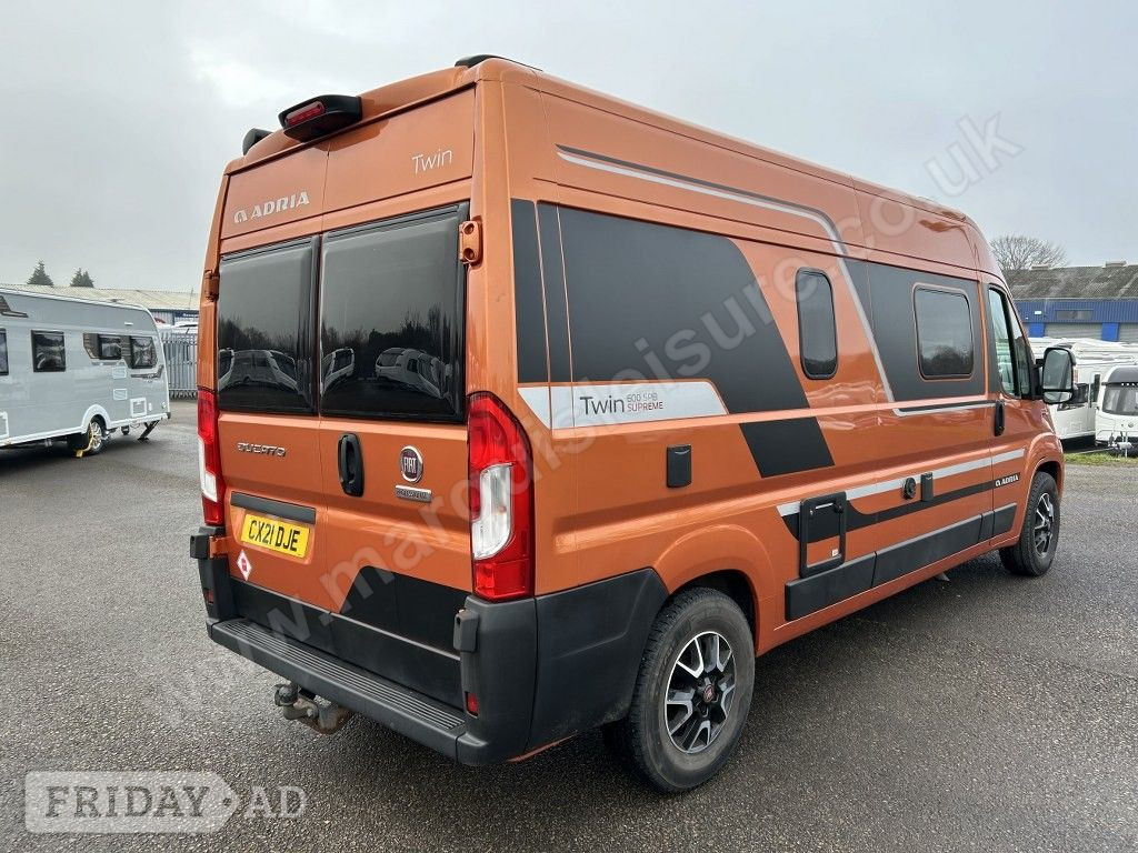 Adria Twin Supreme 600 SPB Sheffield