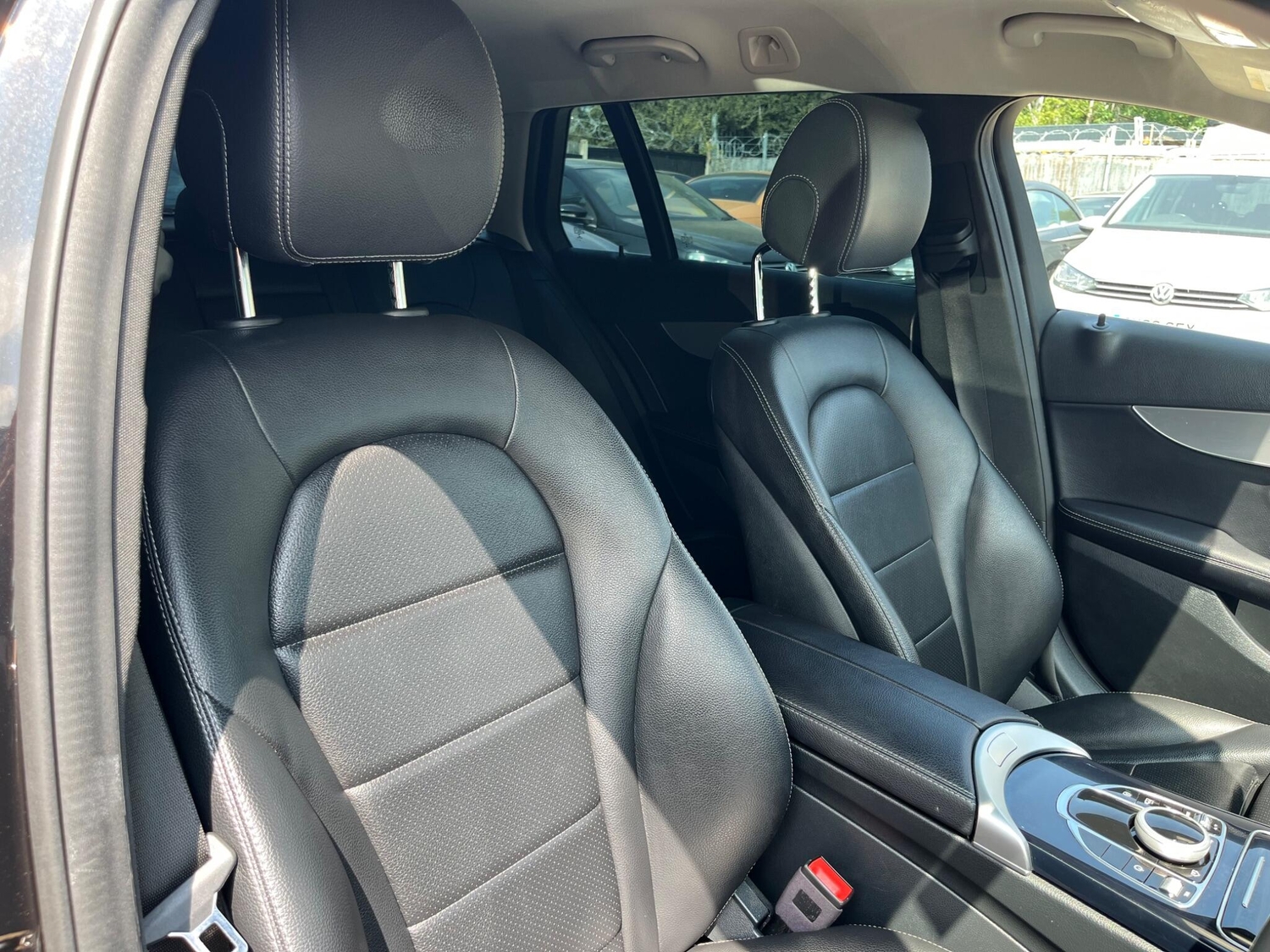 [ berth ]Mercedes-Benz C Class
