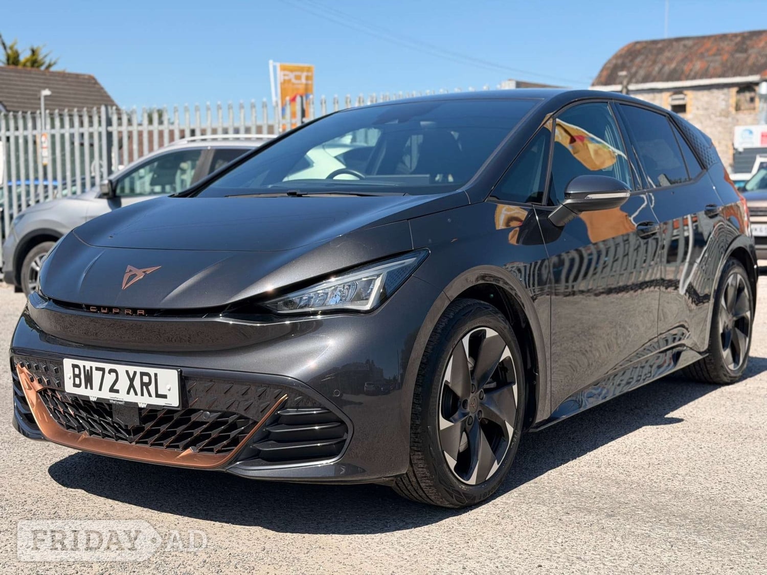 [ berth ]CUPRA Born