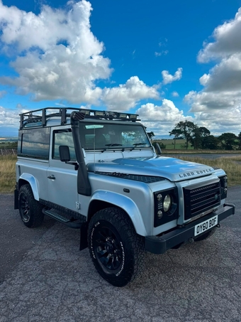 Land Rover Defender 90 2010