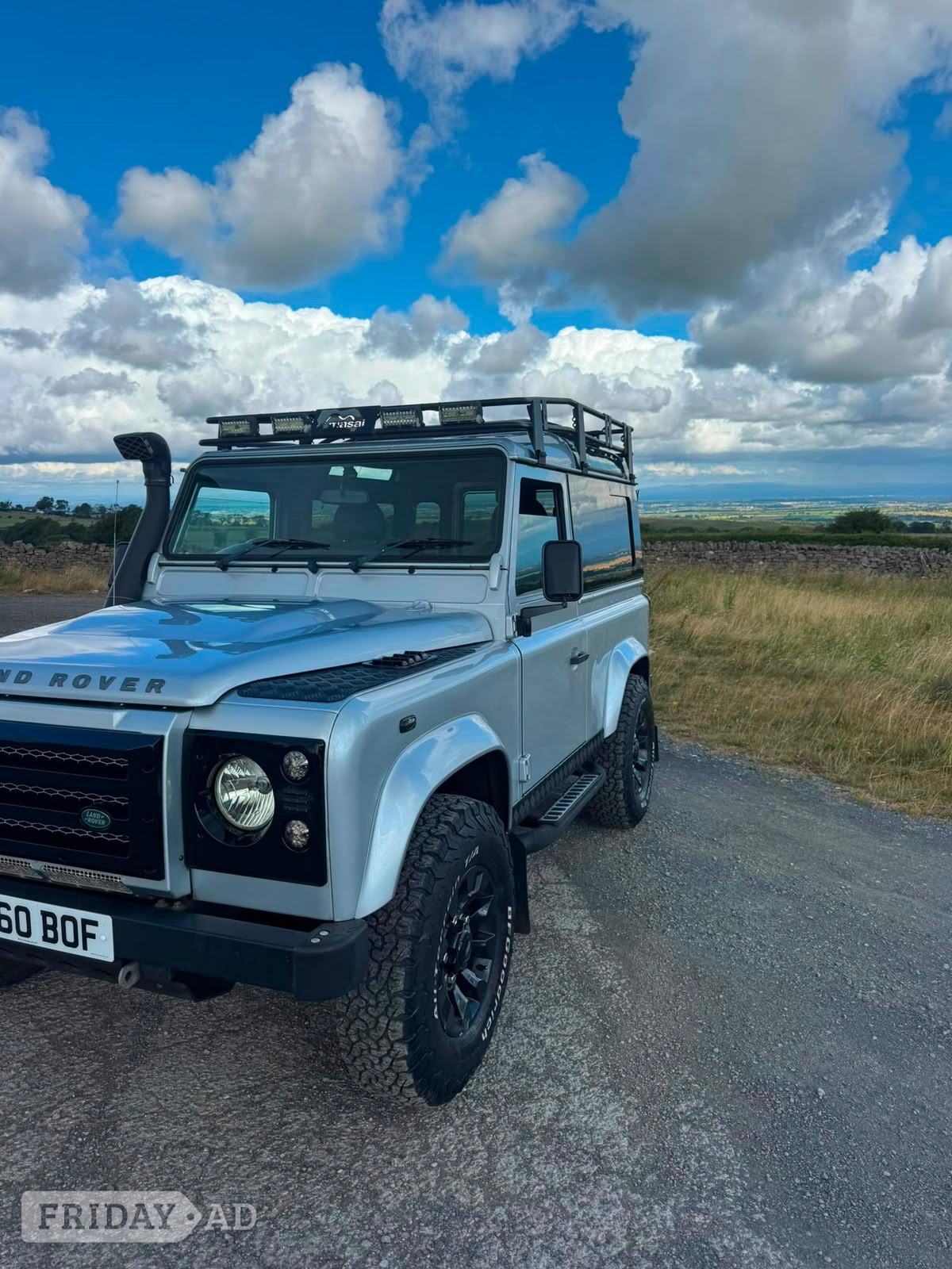 Land Rover Defender 90 Henley-On-Thames