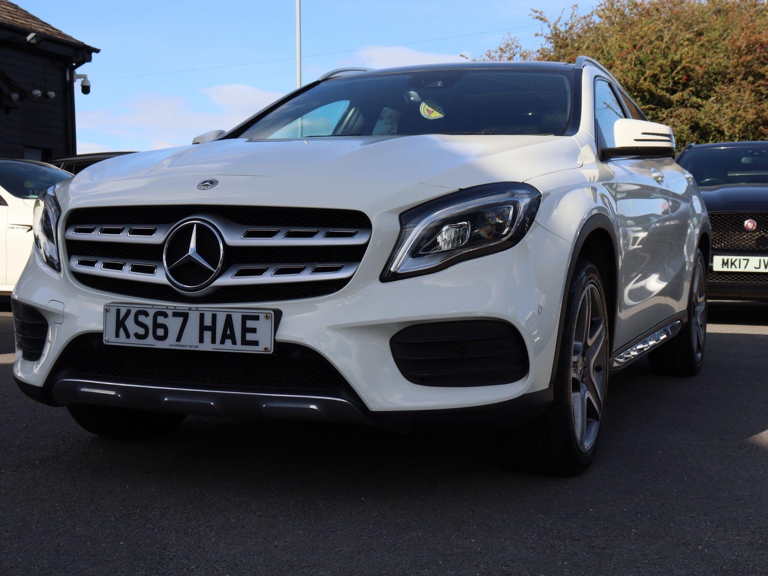 [ berth ]Mercedes-Benz GLA
