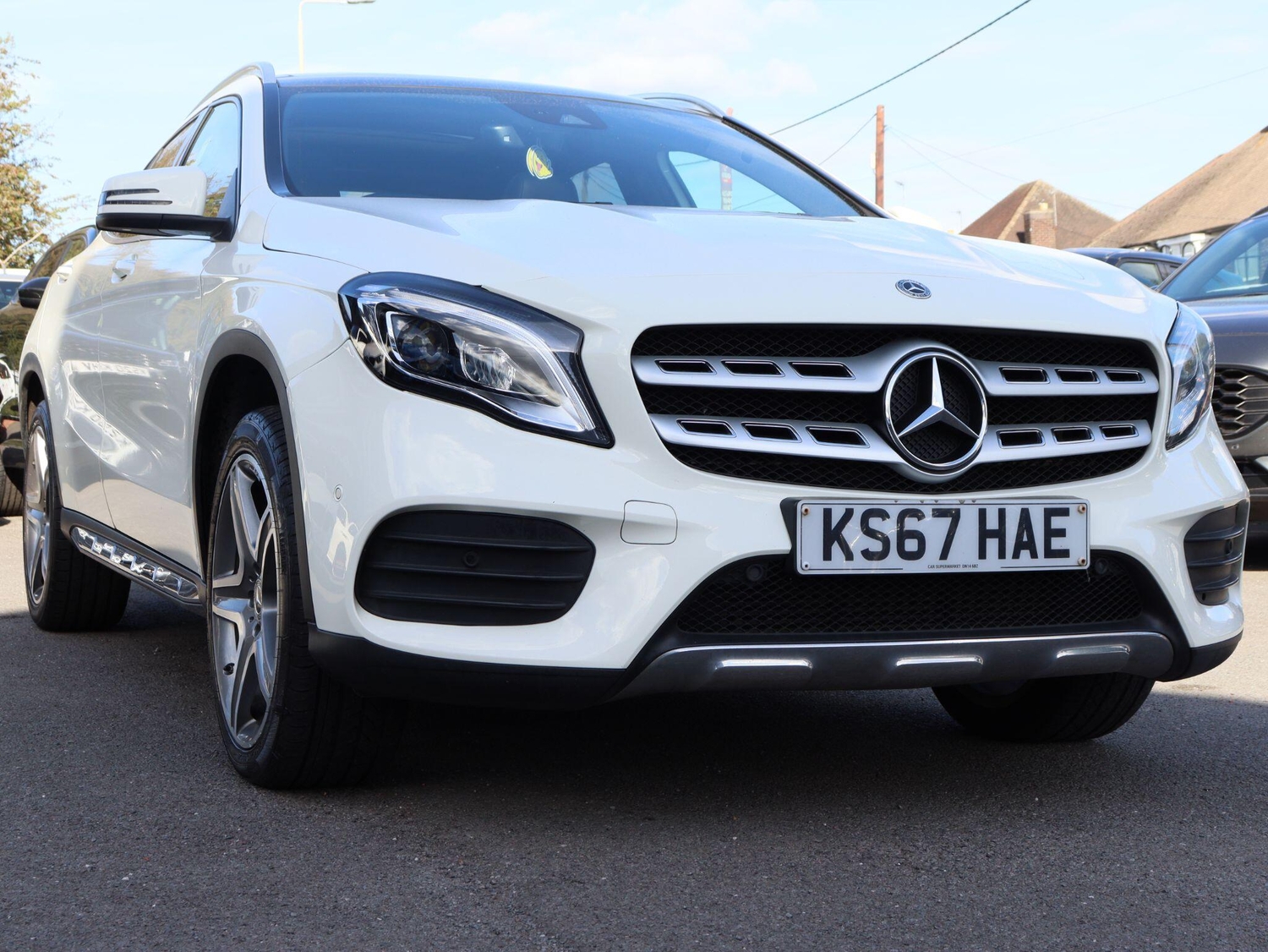 Mercedes-Benz GLA 2017 - Cars