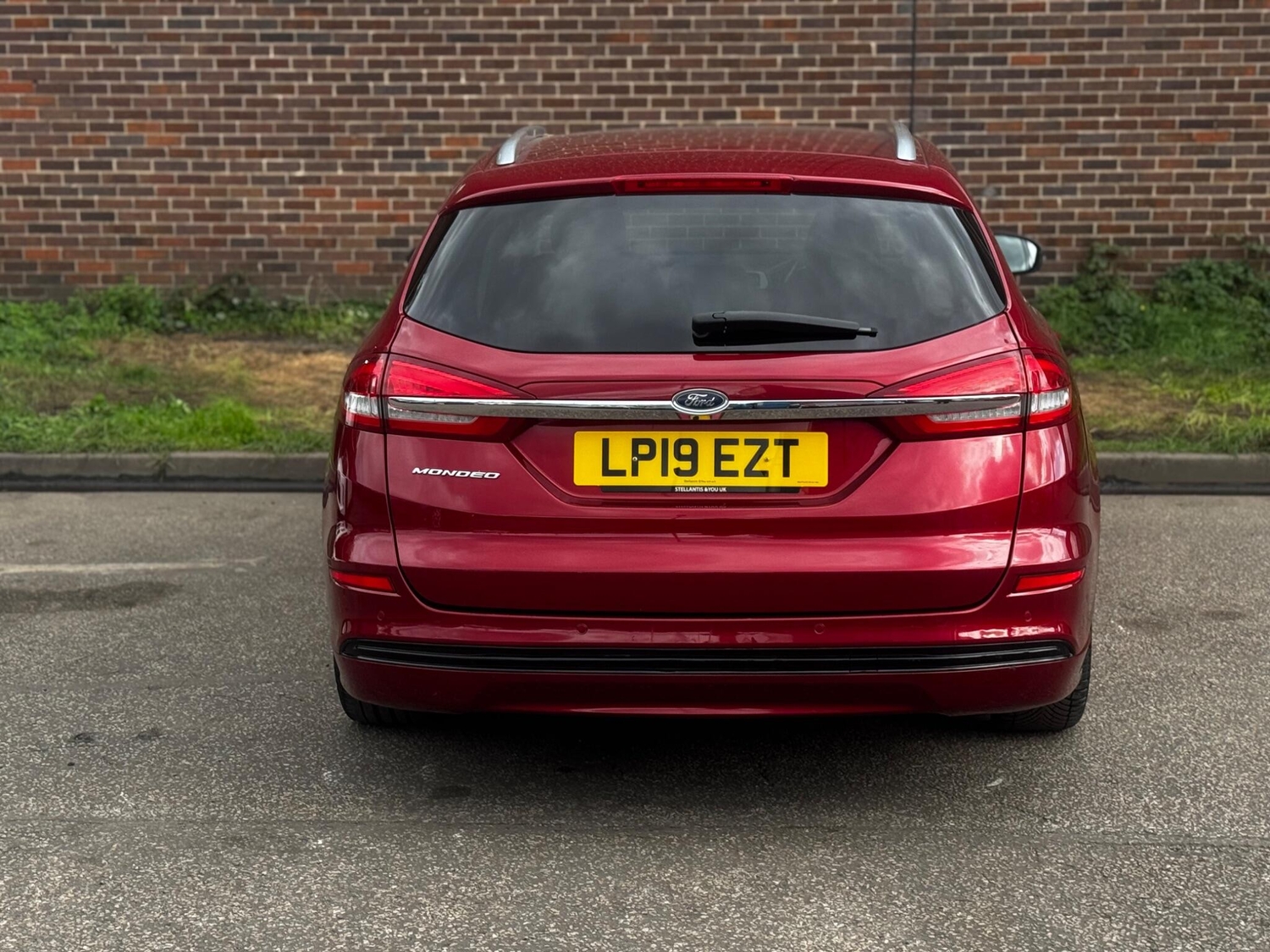 Ford Mondeo 2019 - Cars