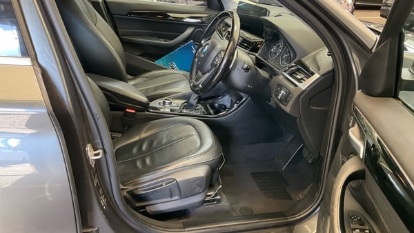 [ berth ]BMW X1