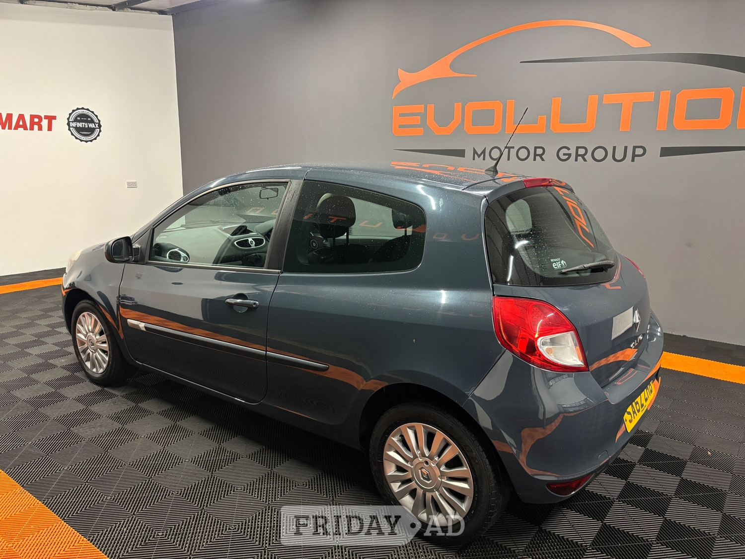 [ berth ]Renault Clio