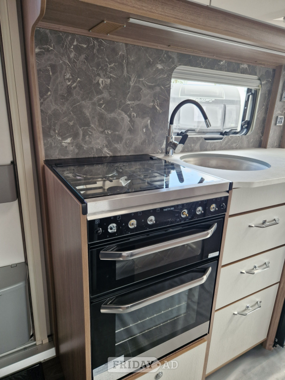 Coachman VIP 520 2025 in Highbridge