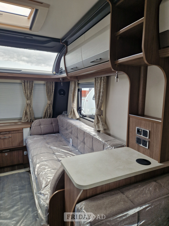 Coachman VIP 520 2025 - Motorhomes & Caravans in Highbridge