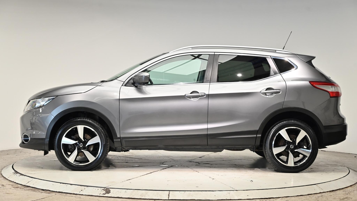 [ berth ]Nissan Qashqai