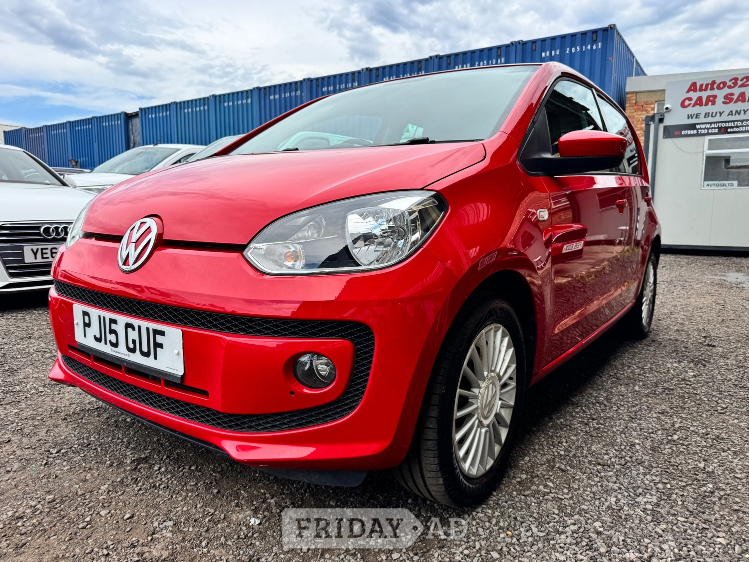 Volkswagen UP! 2015 - Cars