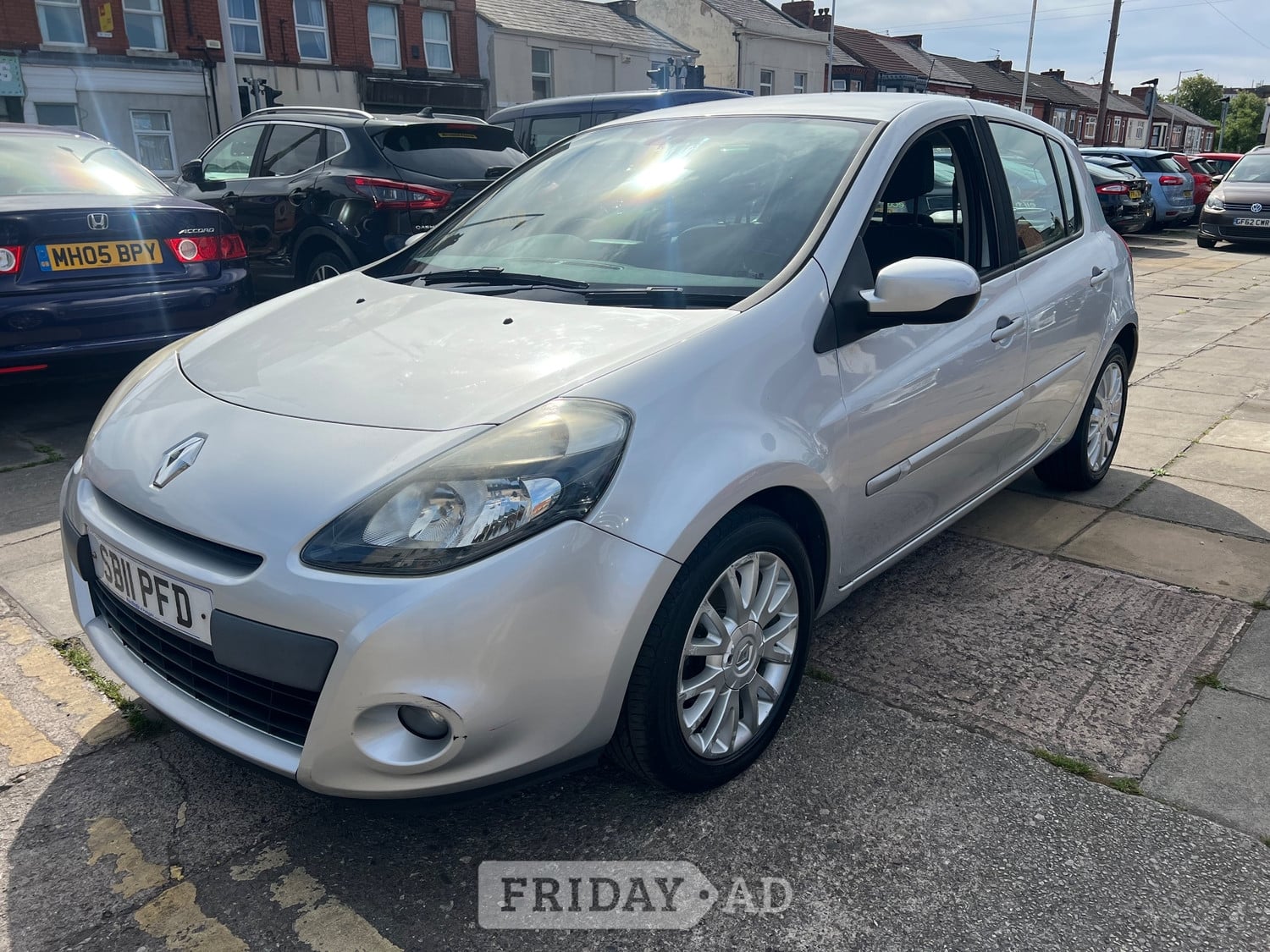 [ berth ]Renault Clio
