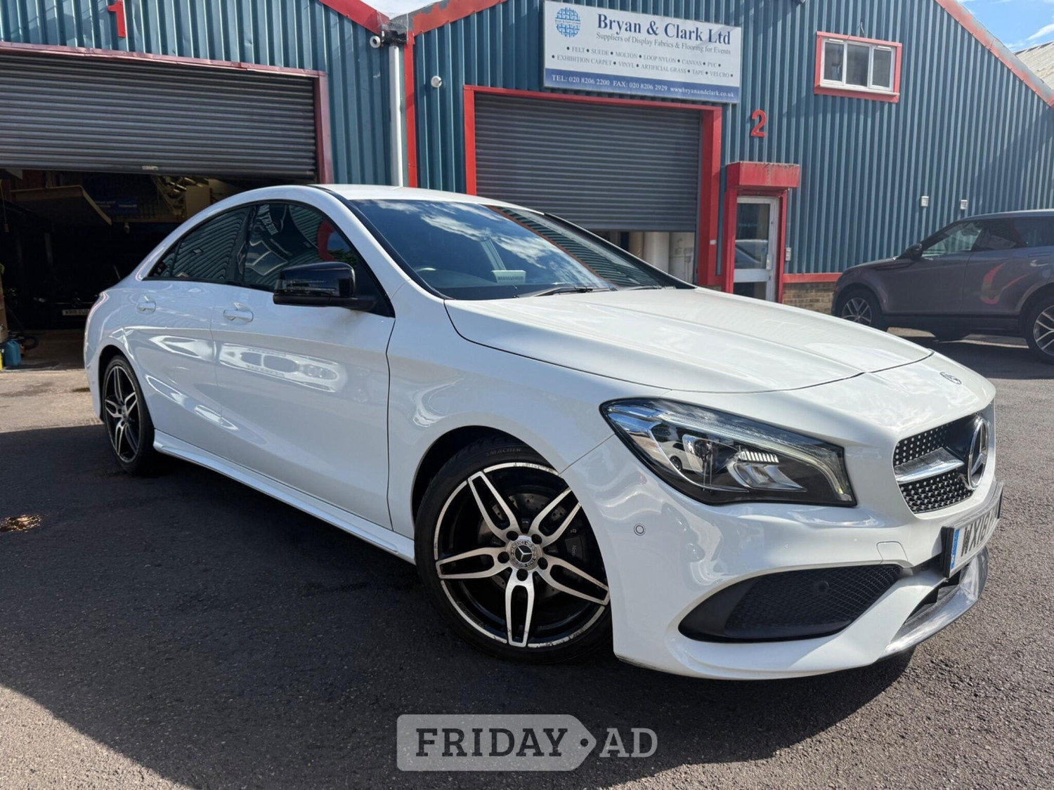 [ berth ]Mercedes-Benz CLA Class