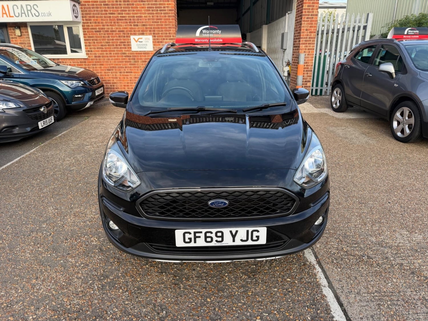 [ berth ]Ford Ka+