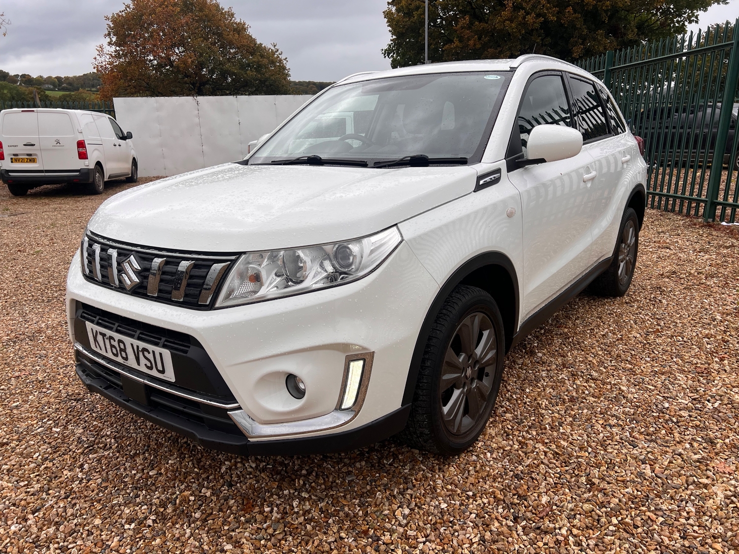 Suzuki Vitara 2018 - Cars in Axminster