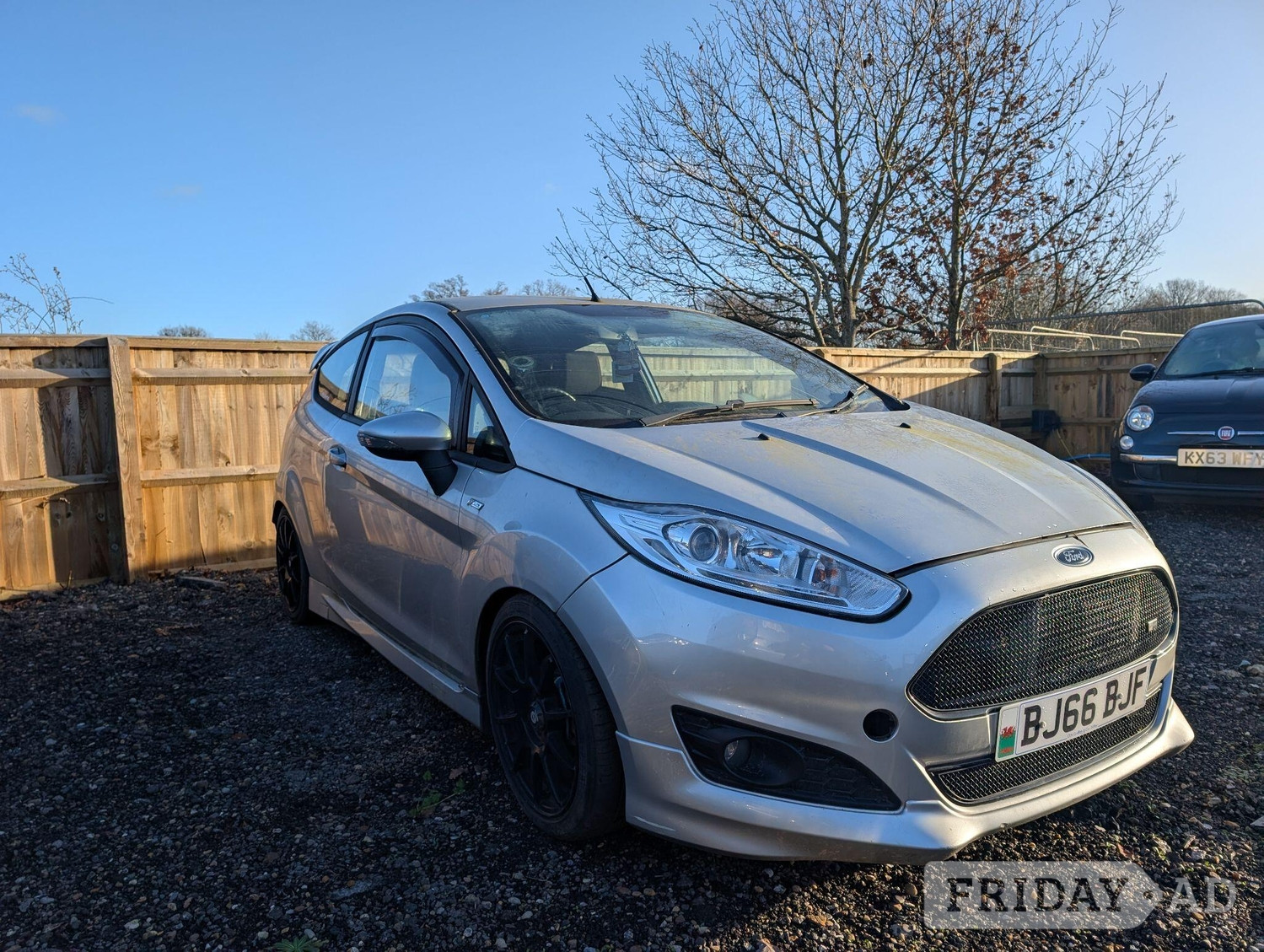 [ berth ]Ford Fiesta