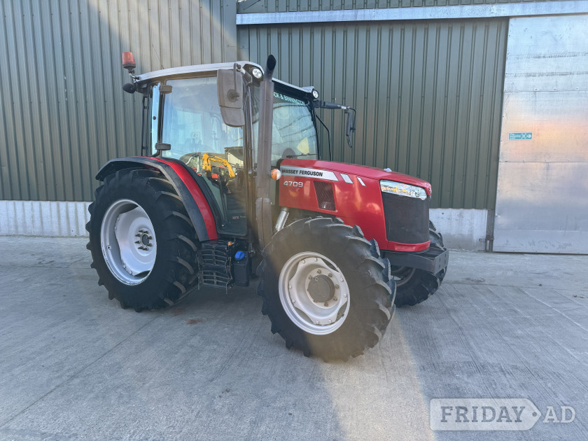 [ berth ]Massey Ferguson 