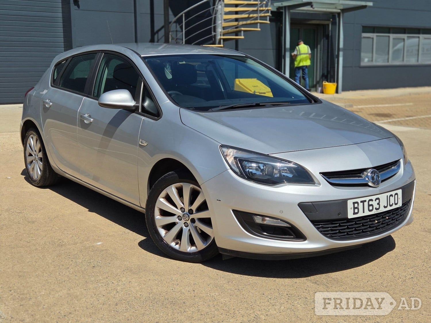 Vauxhall Astra 2013 - Cars