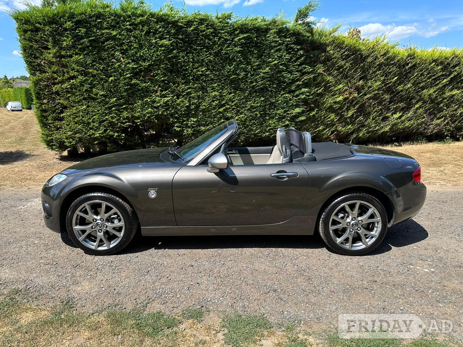[ berth ]Mazda MX-5