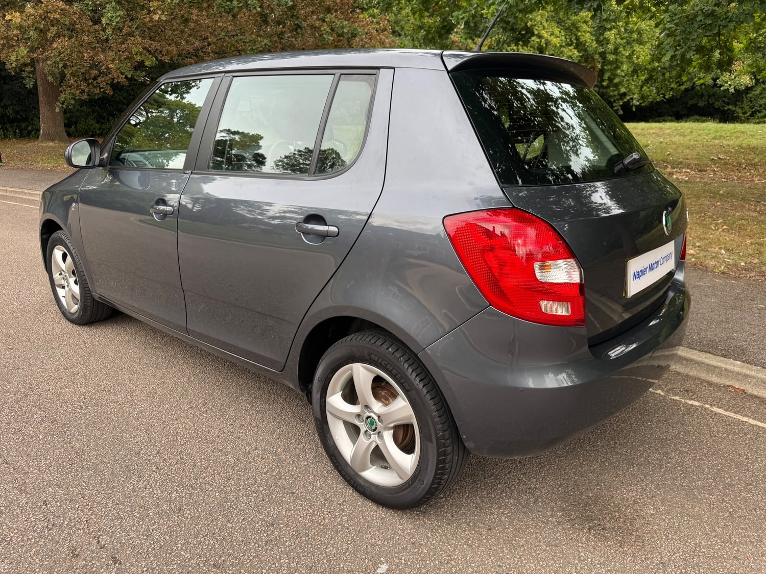 Skoda Fabia 2010 - Cars