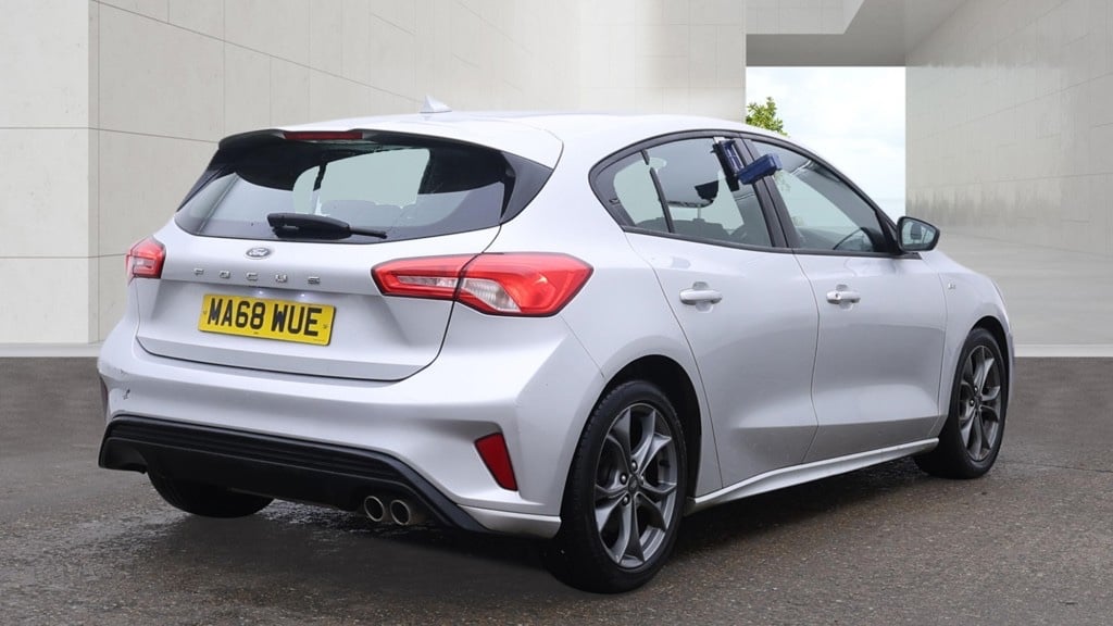 Ford Focus 2018 - Cars