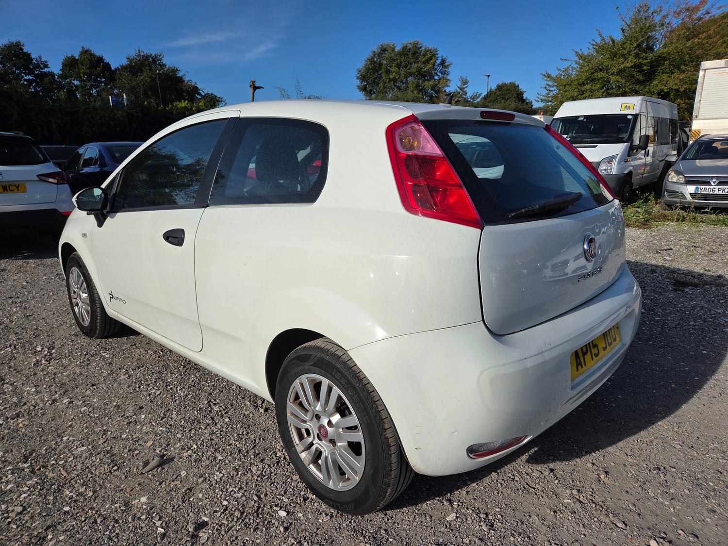 Fiat Punto 2015 - Cars