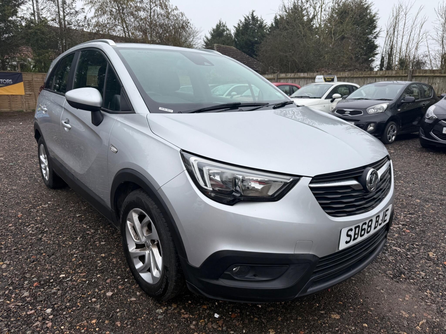 [ berth ]Vauxhall Crossland X