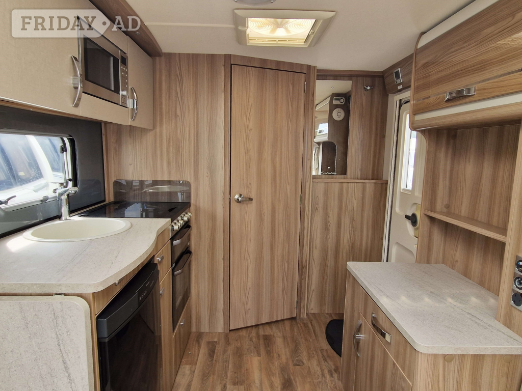 [2 berth ]Swift Challenger EVO 480