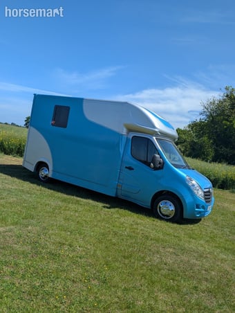 Bretherton 3.5t Vauxhall Horsebox
