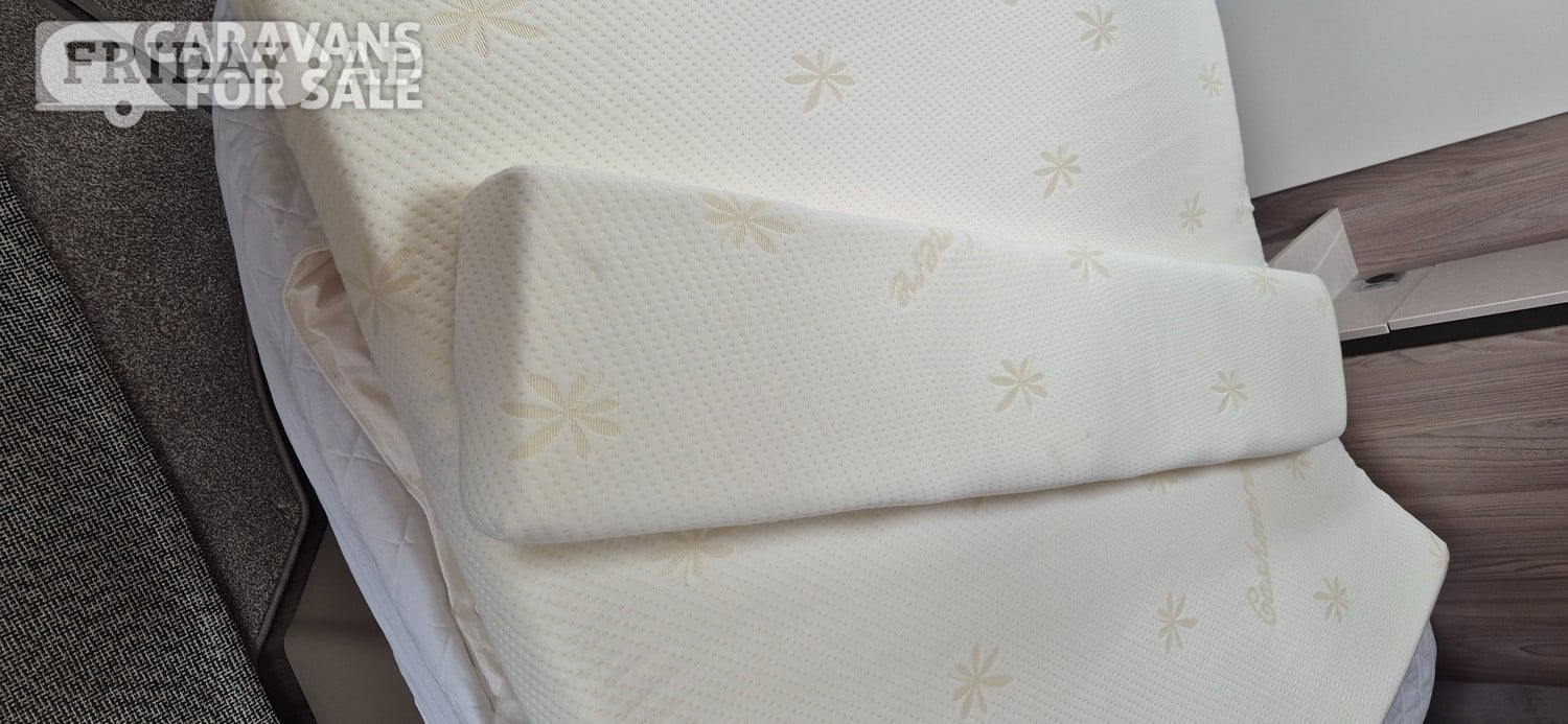 Swift Challenger 580 3" mattress topper made by Jonic - 