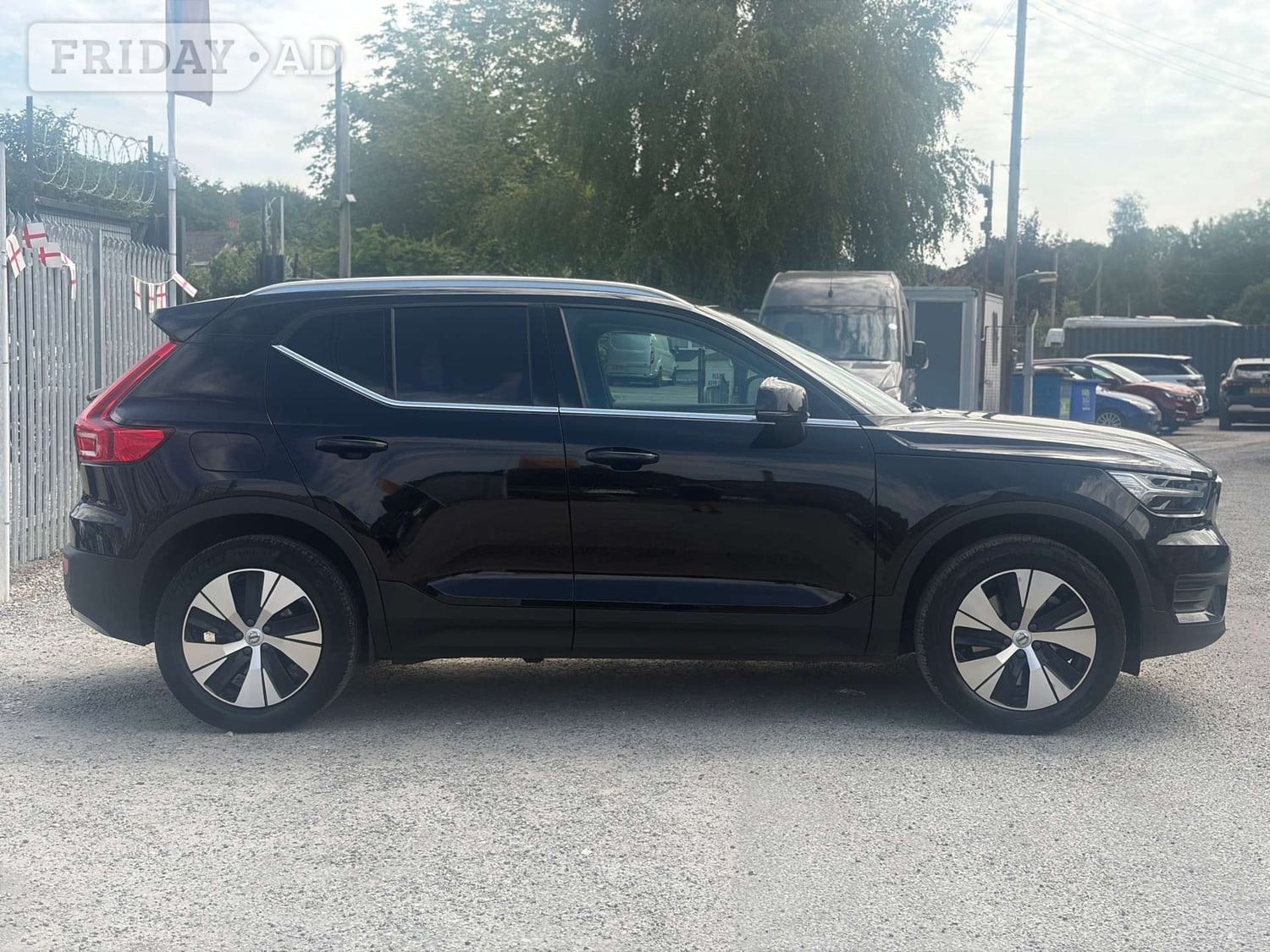 Volvo XC40 2022 - Cars