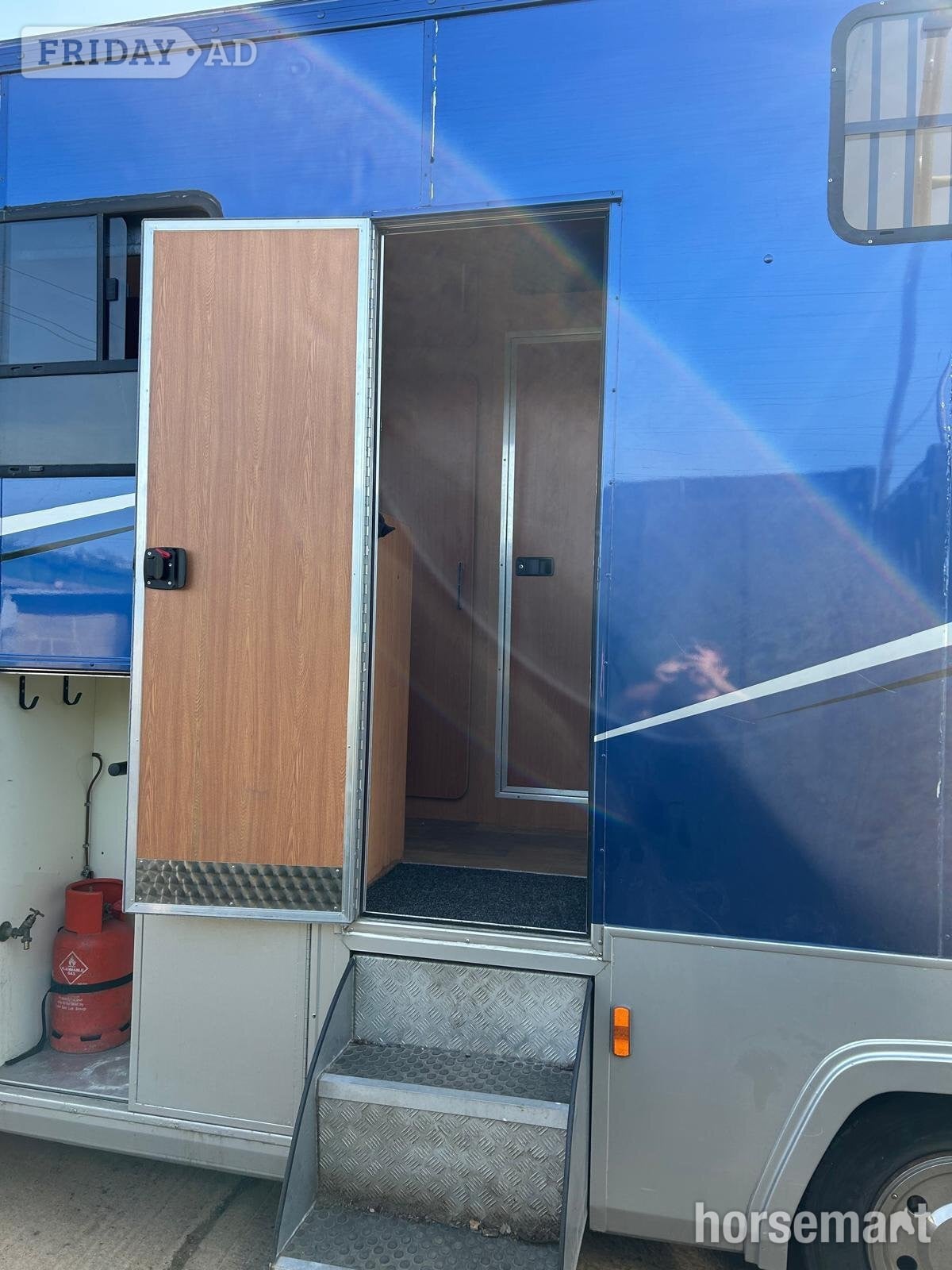 Custom  Wantage