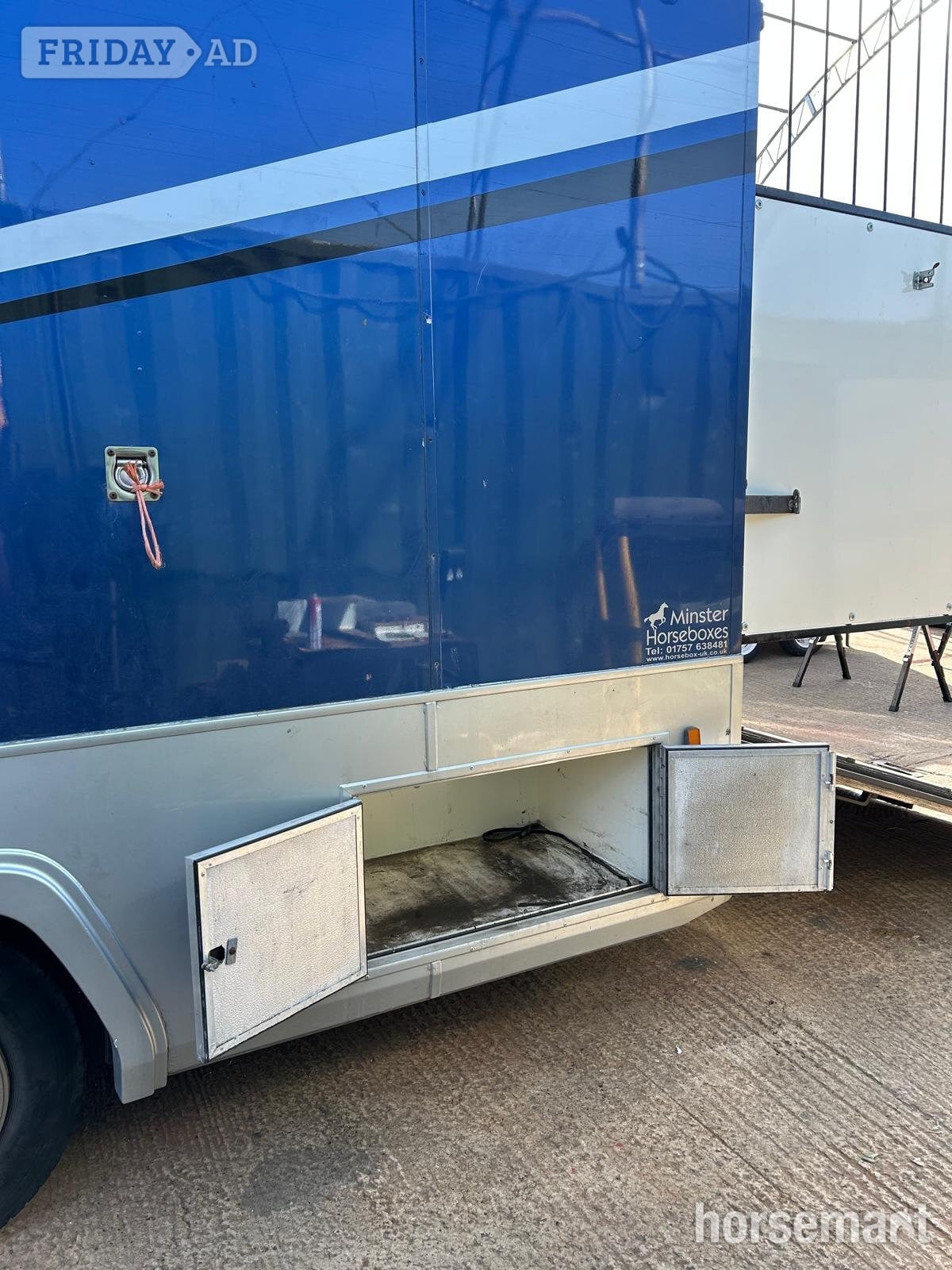 Custom  Man Horsebox - Trailers & Horseboxes in Wantage