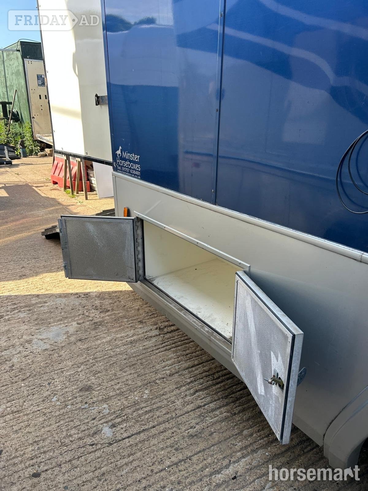 Custom  Man Horsebox - Trailers & Horseboxes